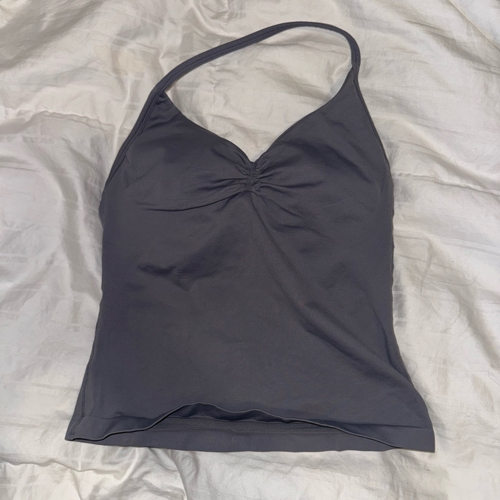 light gray Dfyne impact longline tank top